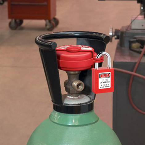 鋼制短梁安全掛鎖使用方法